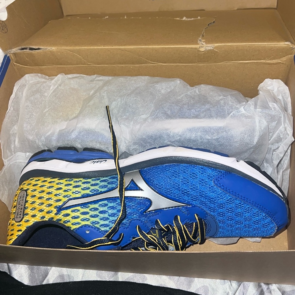 Women’s shoes